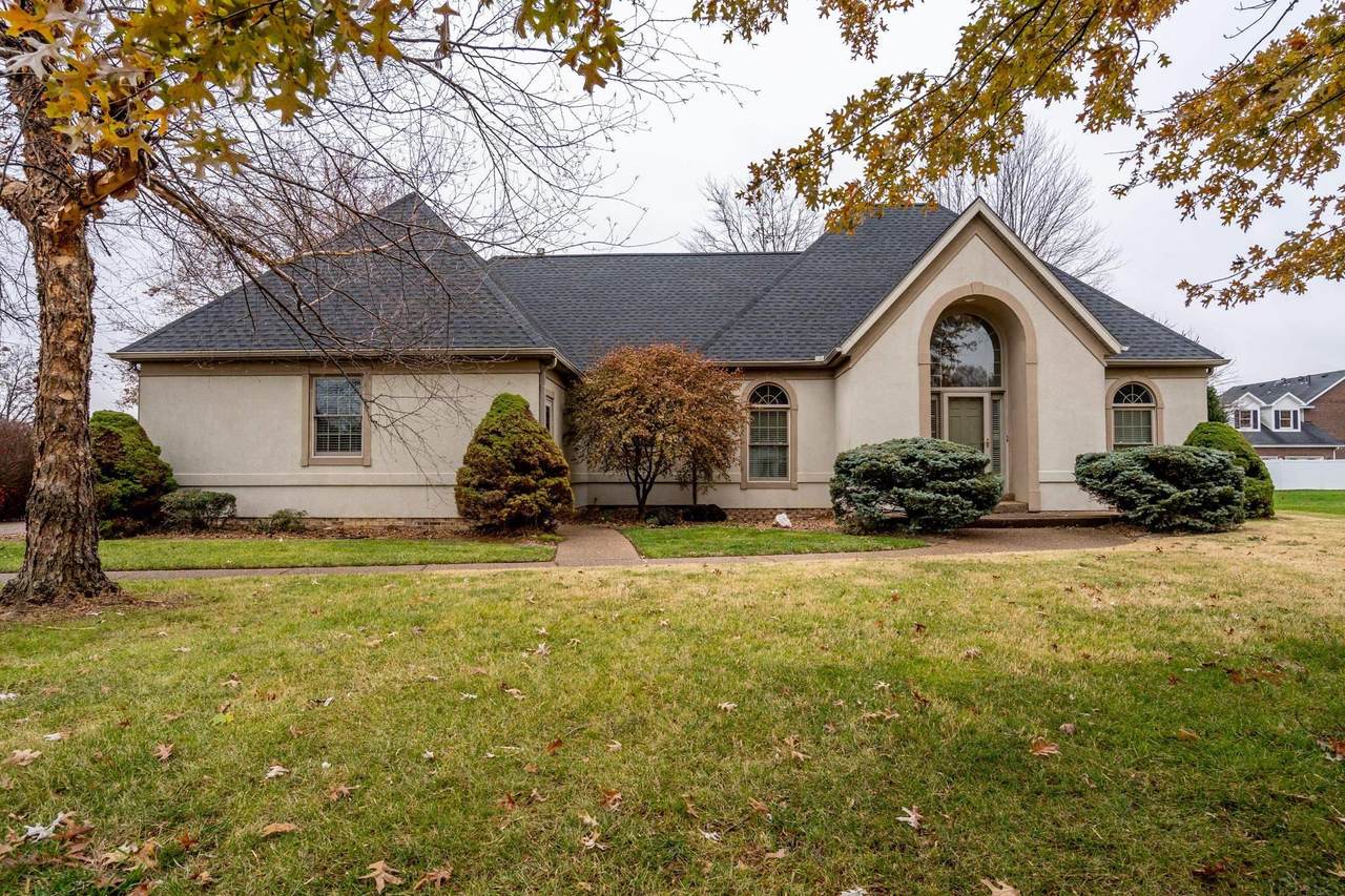 310 Meade Drive - Photo 1