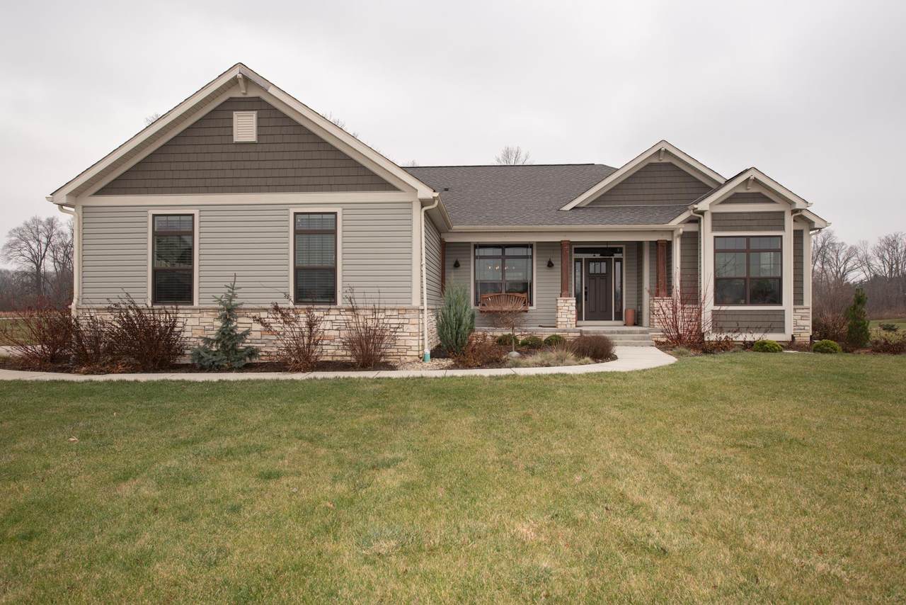 547 Grey Goose Lane - Photo 1