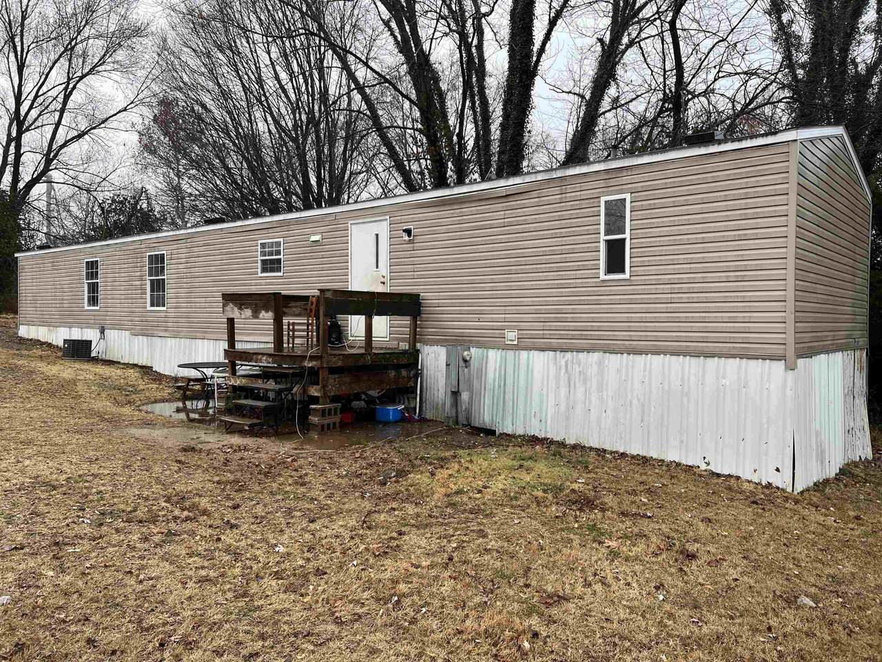 208 Short Street - Photo 1