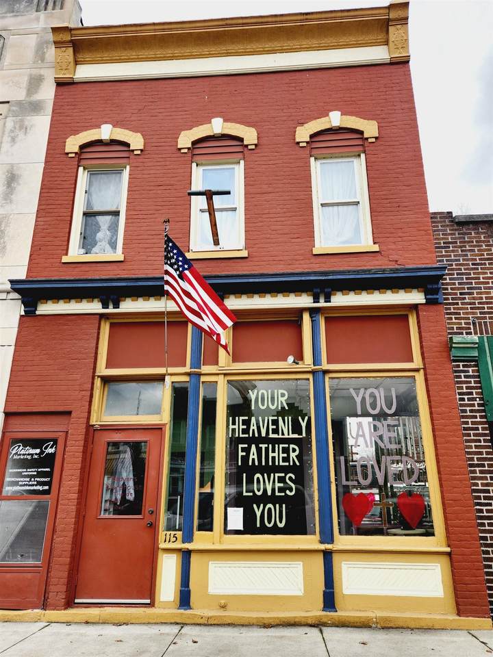 115 Main Street - Photo 1