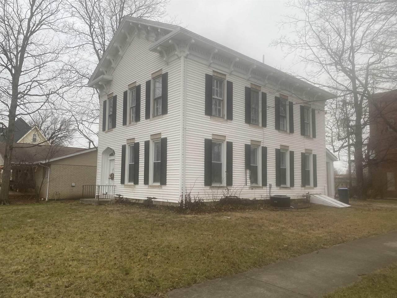203 Front Street - Photo 1