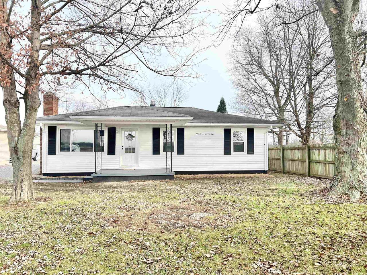 5725 Lost Bend Lane - Photo 1