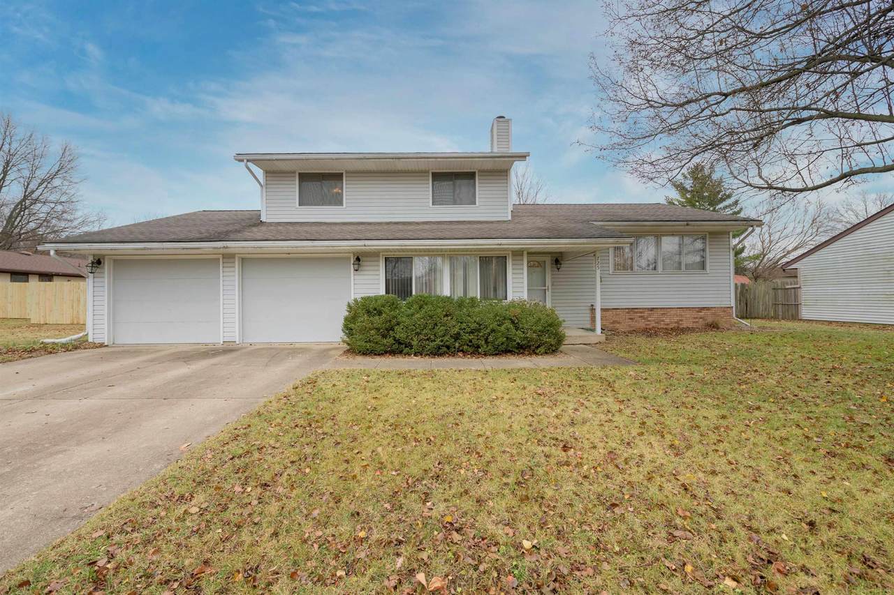725 Paradise Avenue - Photo 1