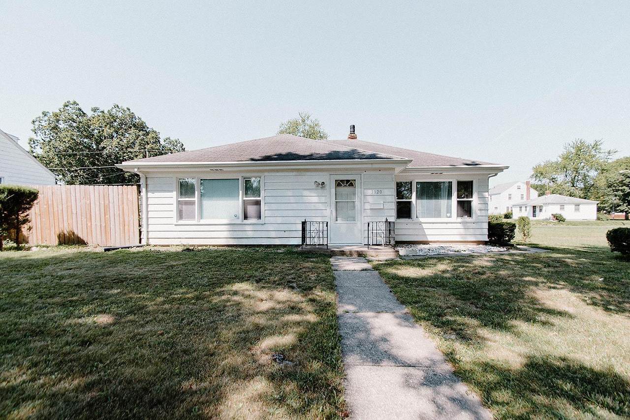 3920 Robinwood Drive - Photo 1