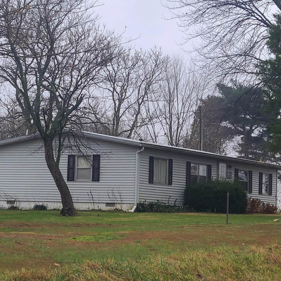 5628 State Rd 257 Highway - Photo 1