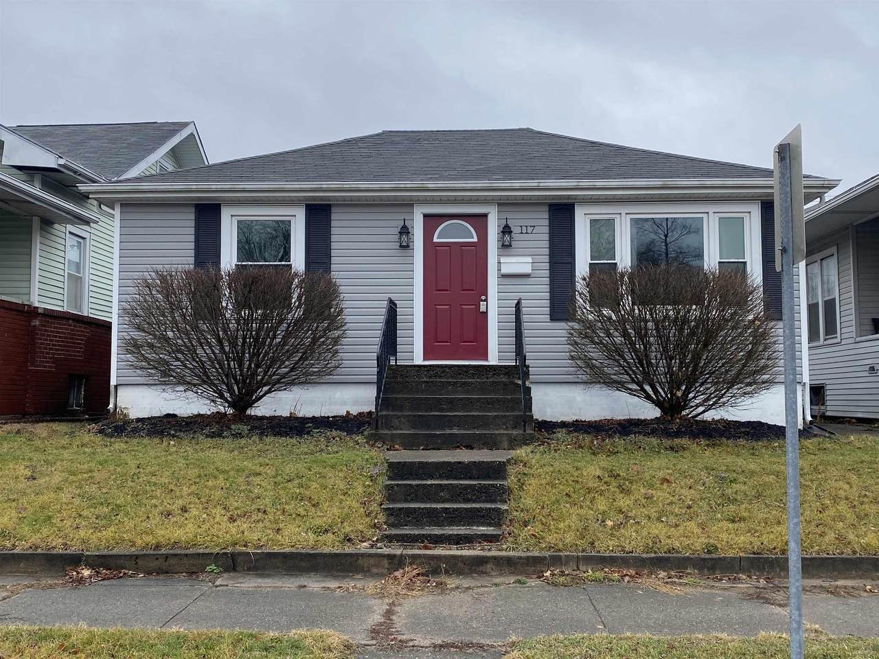 117 7th Street - Photo 1