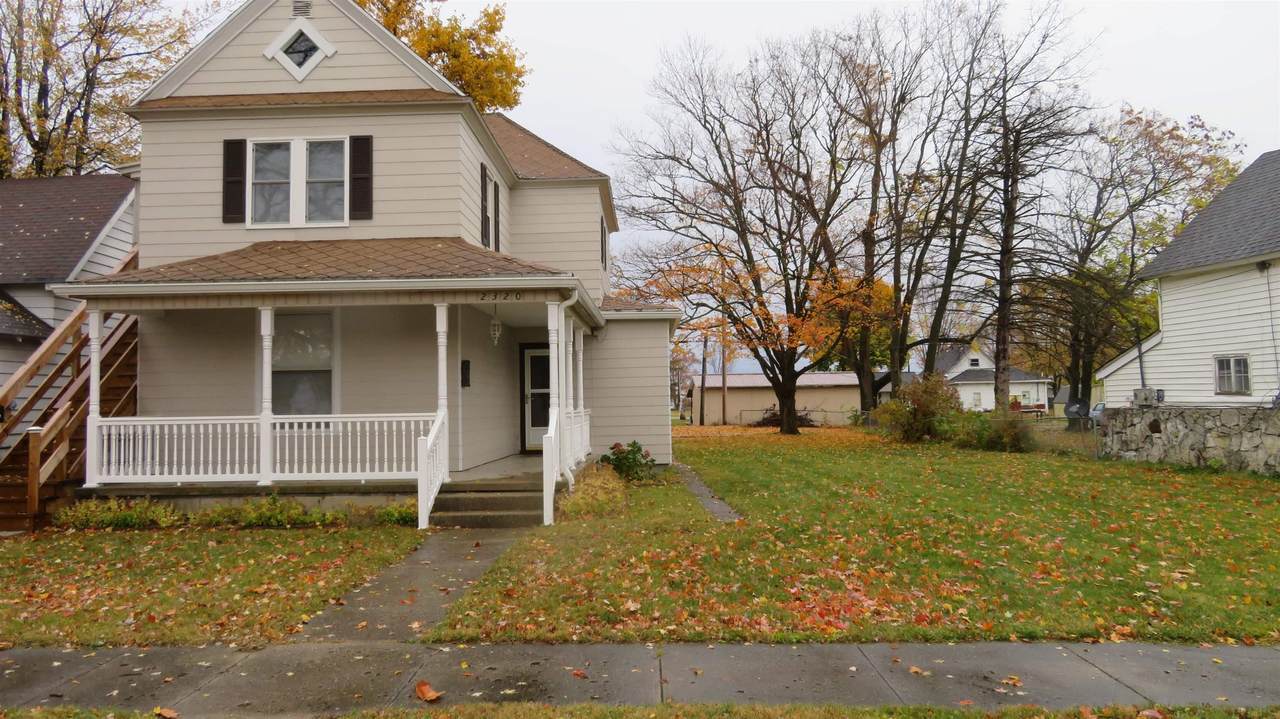 2320 9TH Street - Photo 1