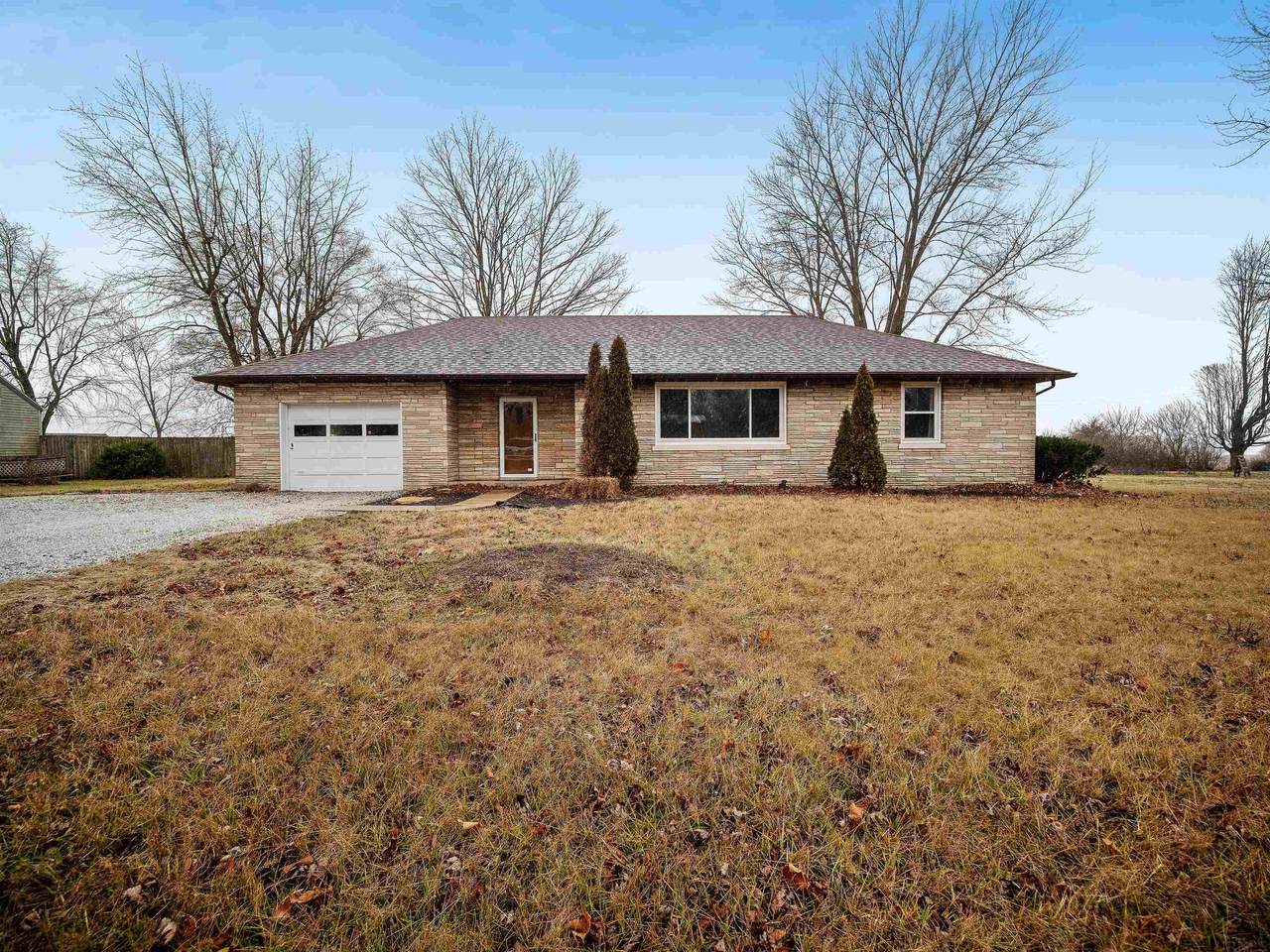 212 State Road 15 - Photo 1