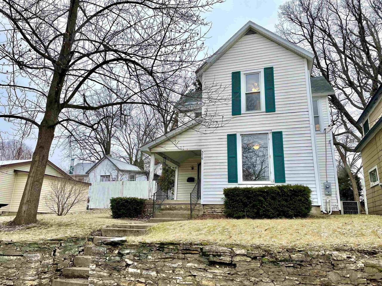 376 Ferry Street - Photo 1