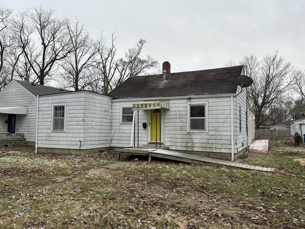 1635 9th Street - Photo 1