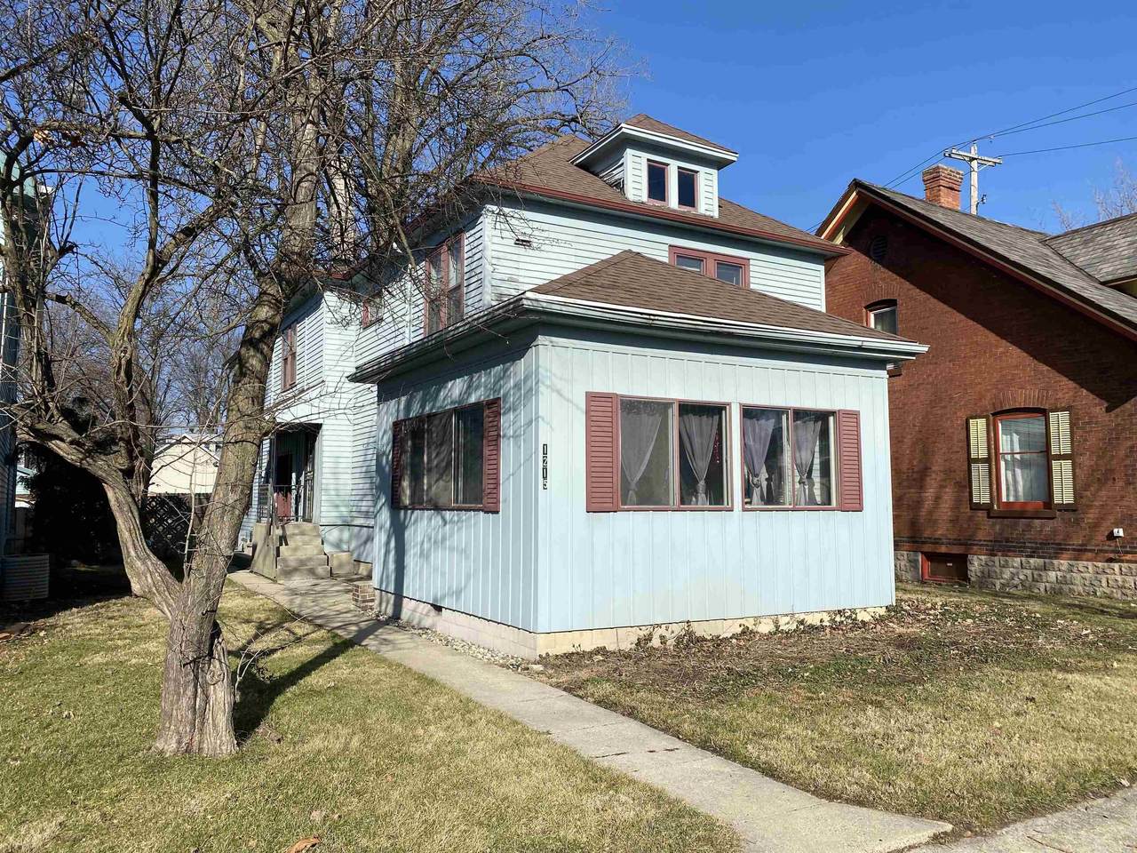1215 Columbia Avenue - Photo 1