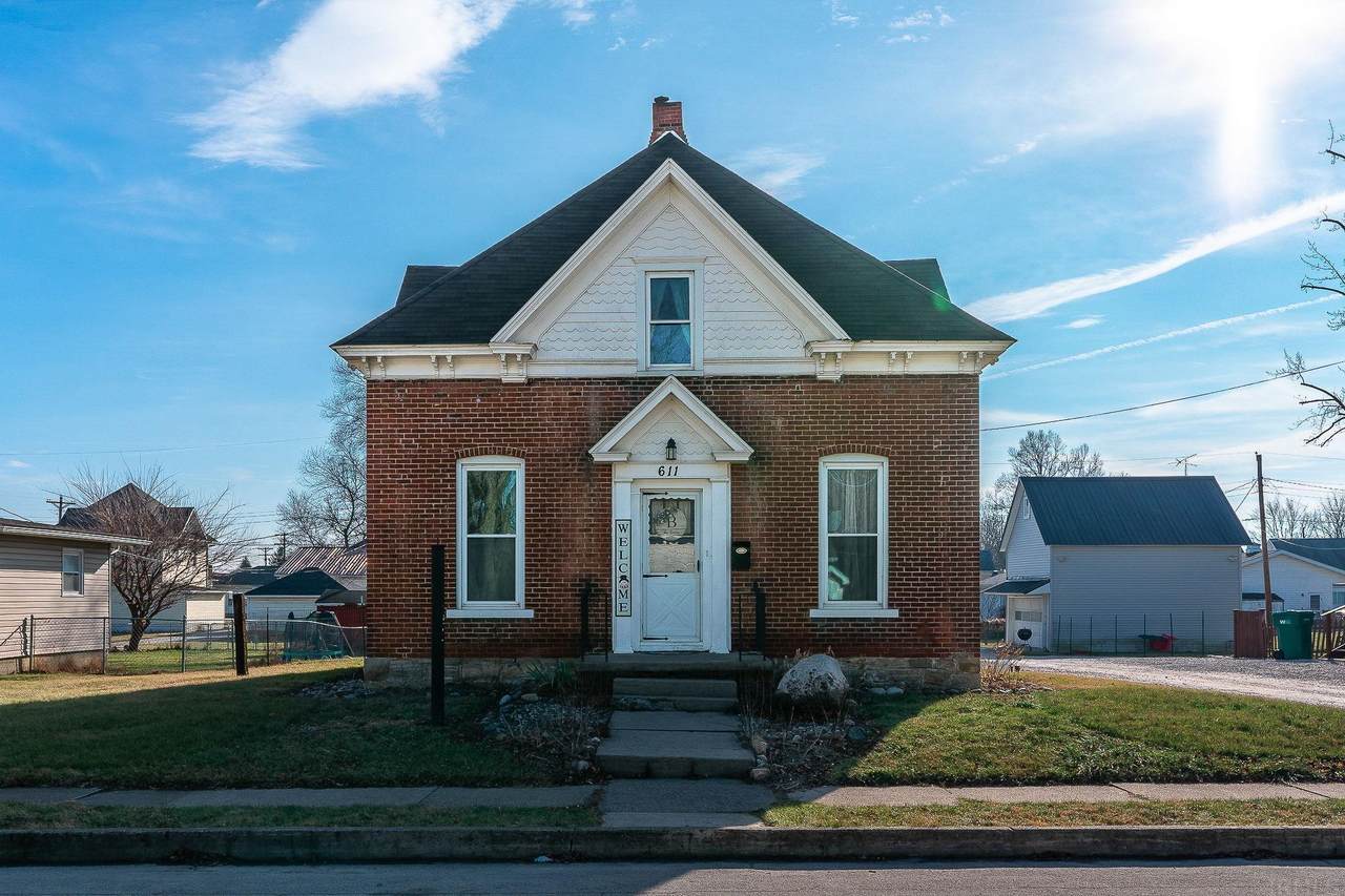 611 Main Street - Photo 1