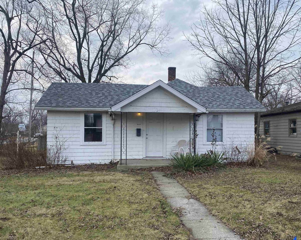 642 West Street - Photo 1