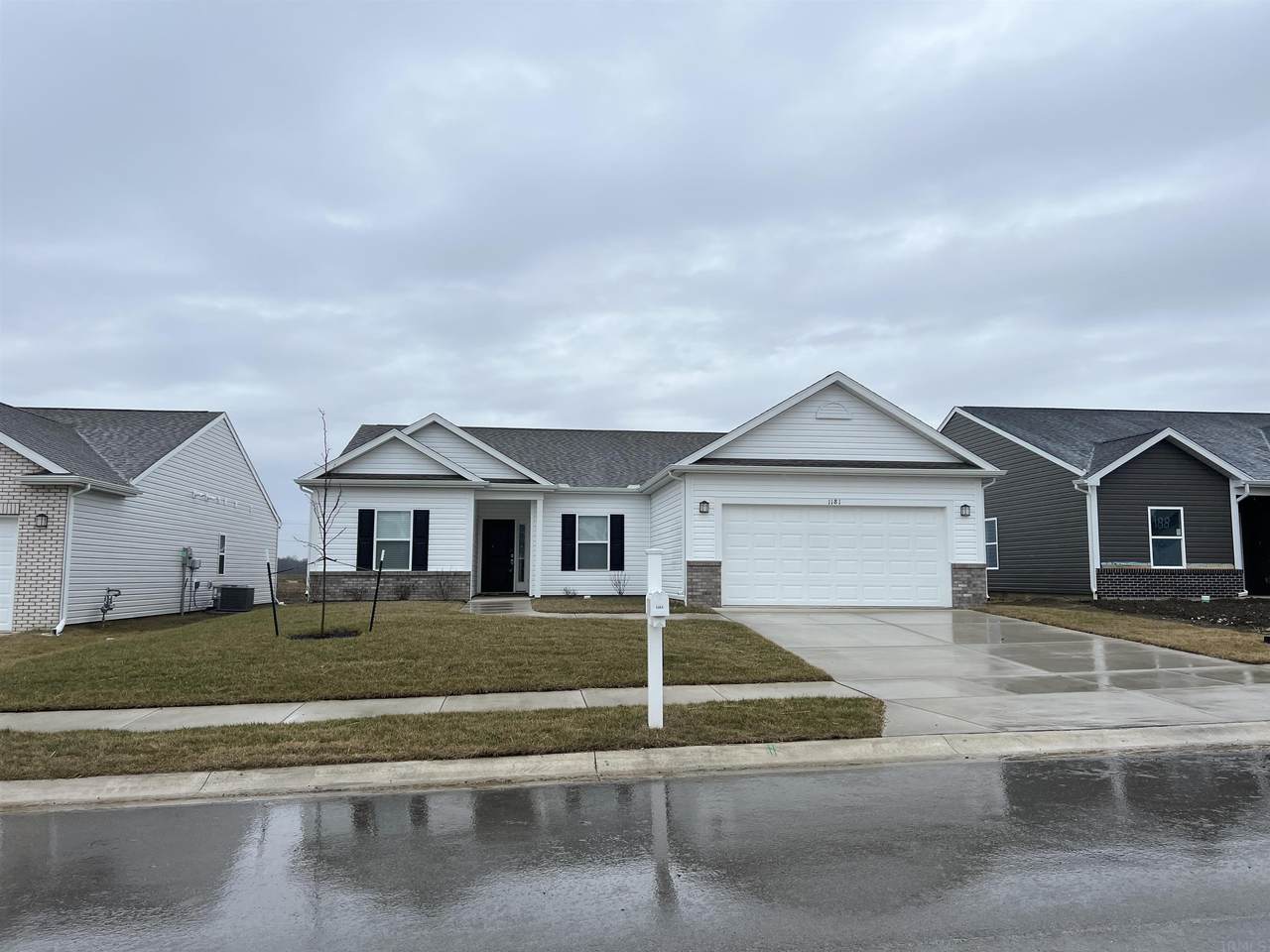 1181 Thorny Lane - Photo 1