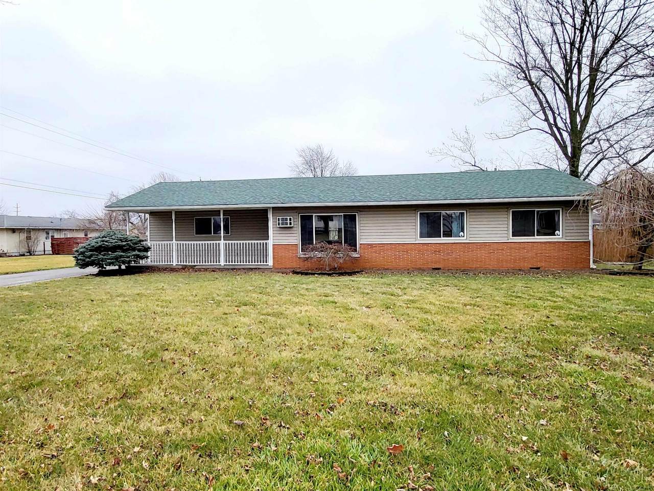 9066 North Circle Drive - Photo 1