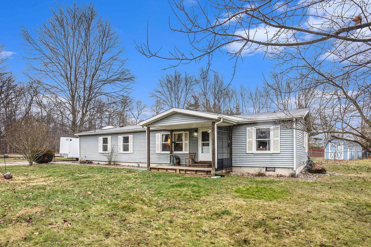 2025 435 E - Photo 1