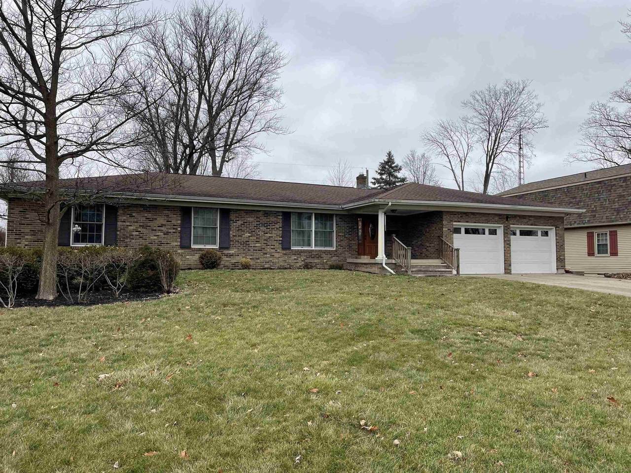 2024 Old Oak Drive - Photo 1