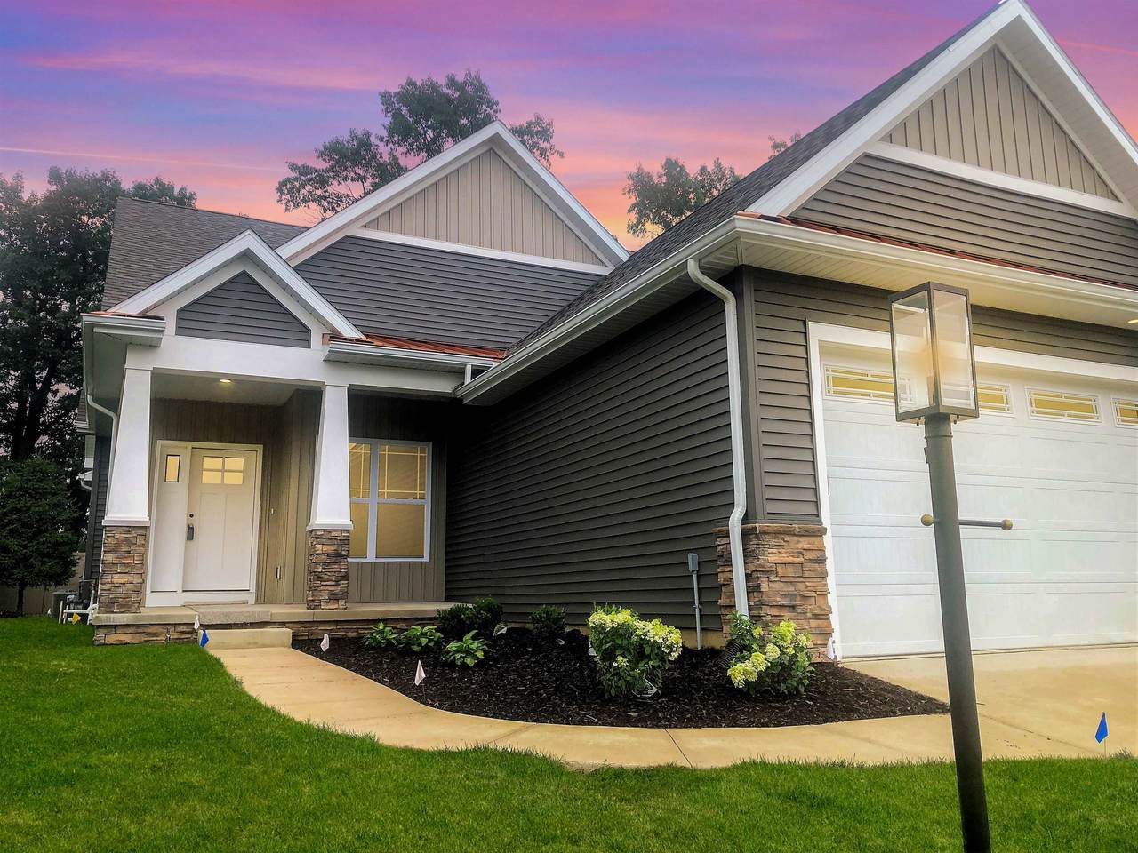 216 Haines Drive - Photo 1