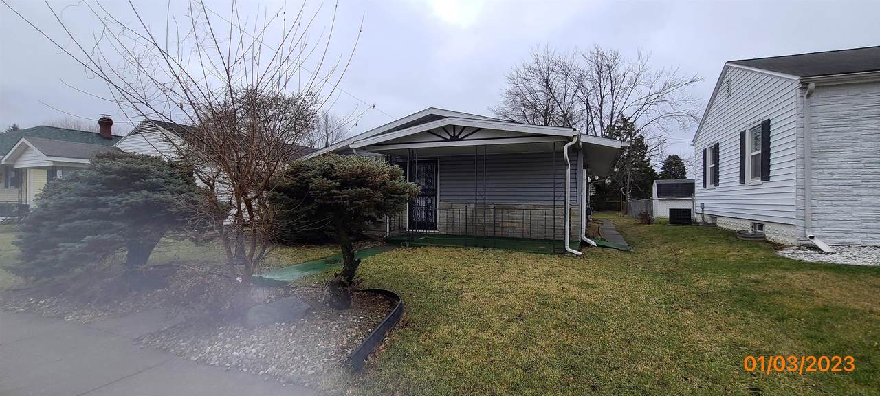 725 Dixon Street - Photo 1