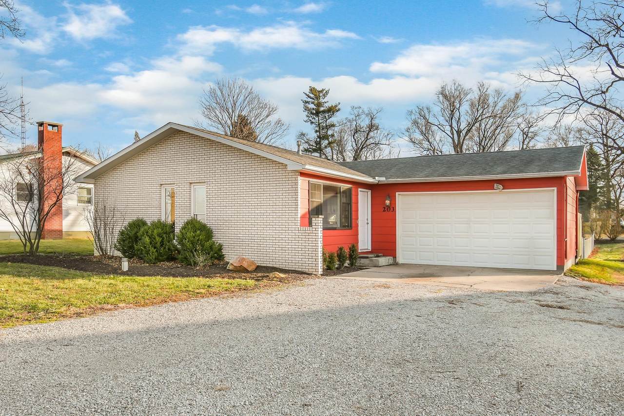 203 Plum Street - Photo 1