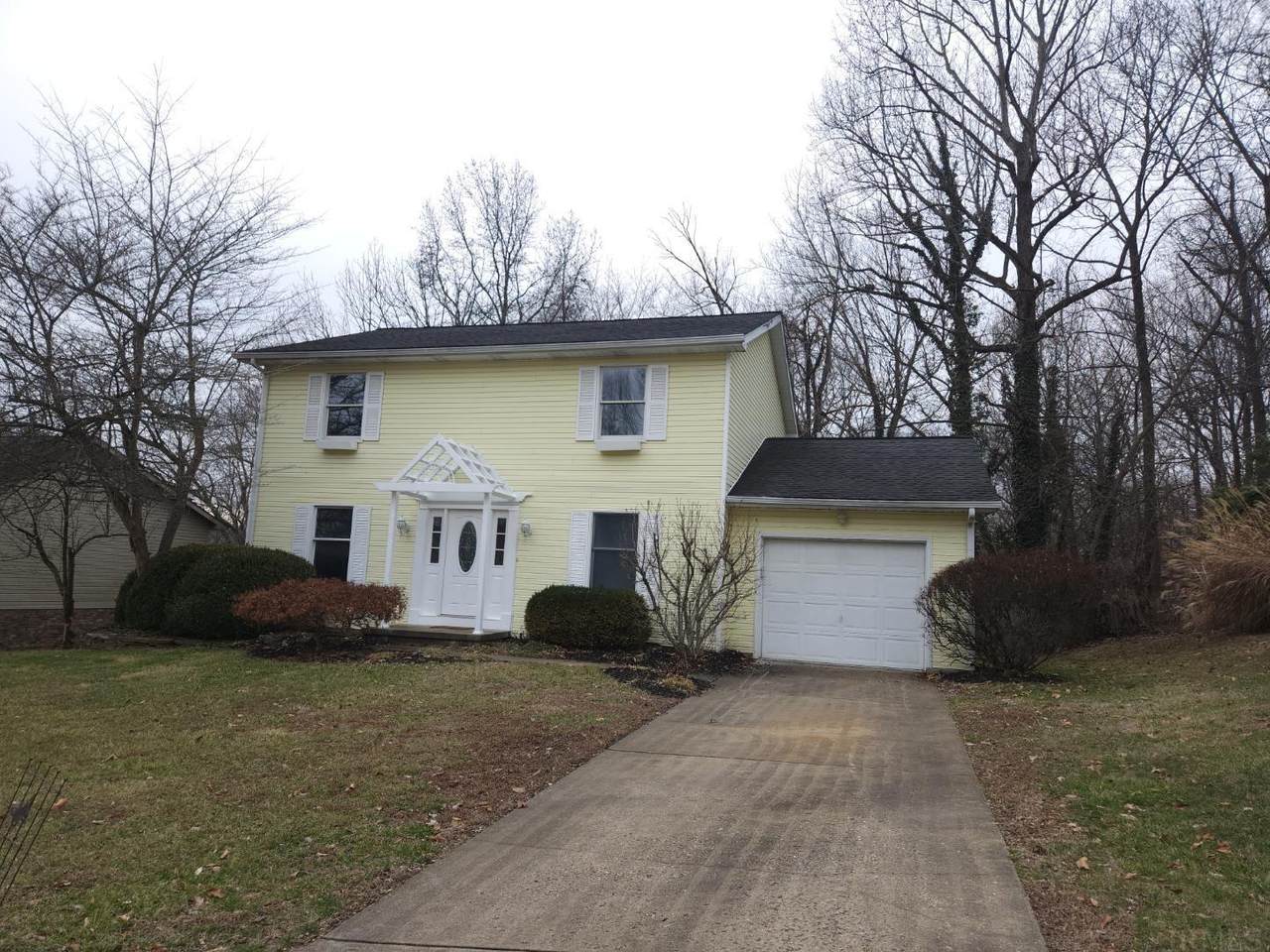 1414 Crescent Court - Photo 1