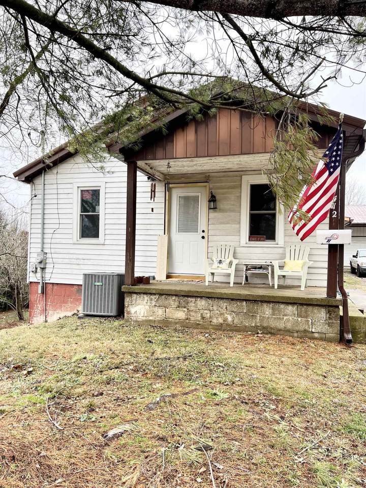 1412 Harmony Way - Photo 1