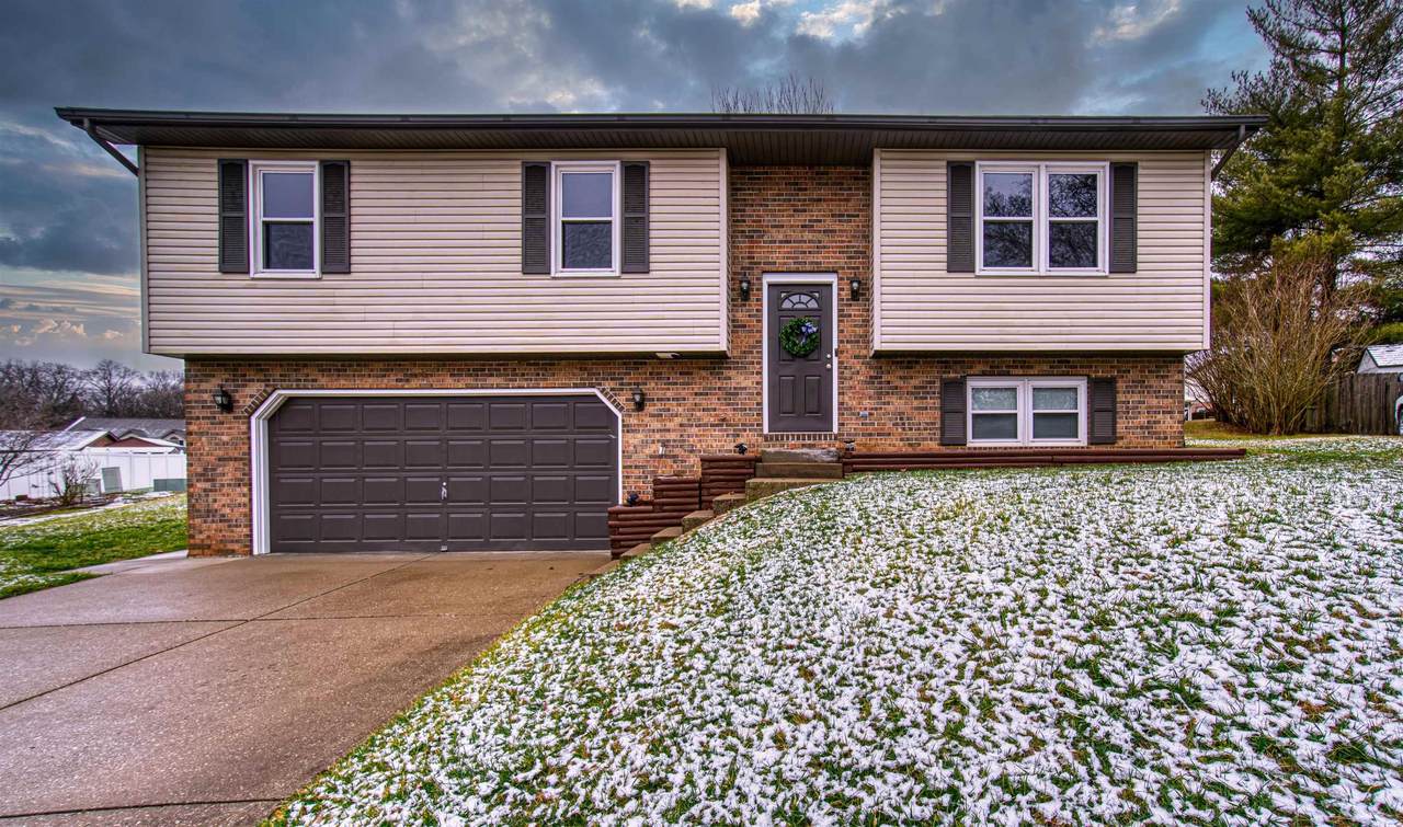 1609 Meadow West Drive - Photo 1