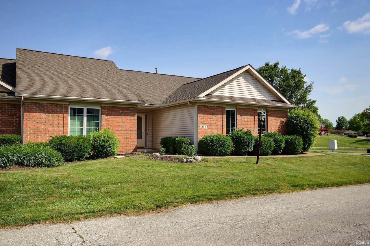 808 Tattersholl Court - Photo 1