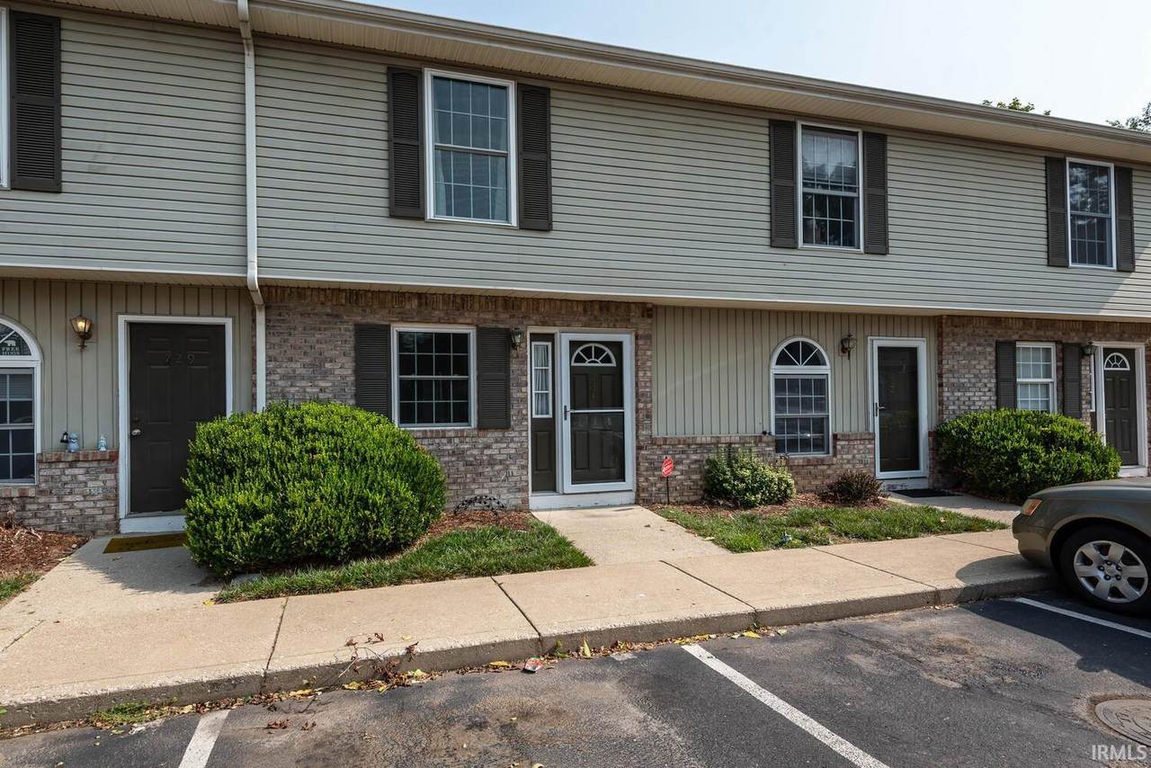 731 Sherwood Hills Drive - Photo 1
