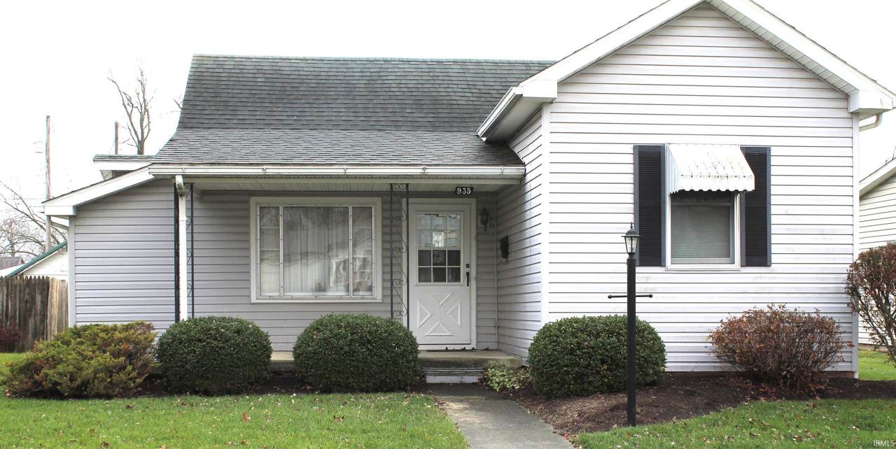 935 Walnut Street - Photo 1