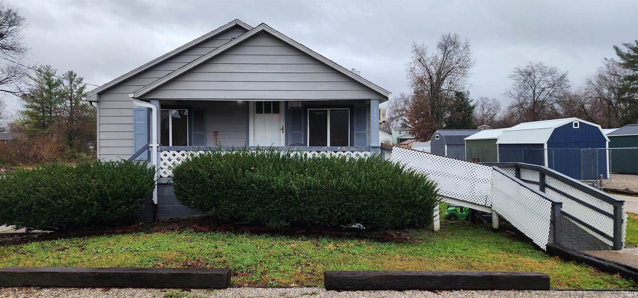 2221 Morgan Avenue - Photo 1