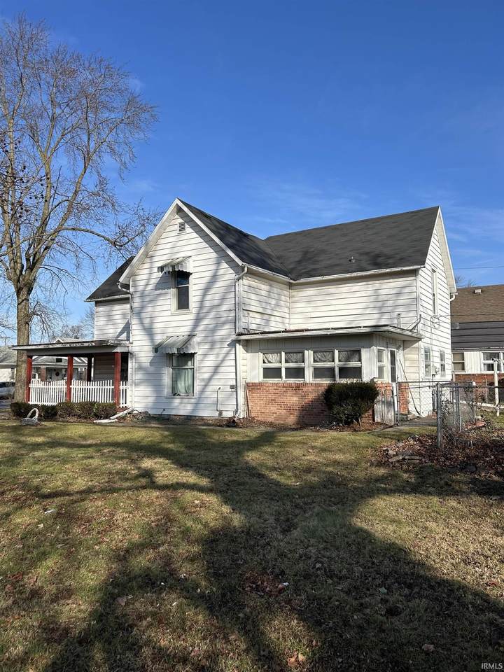 512 Burlington Avenue - Photo 1