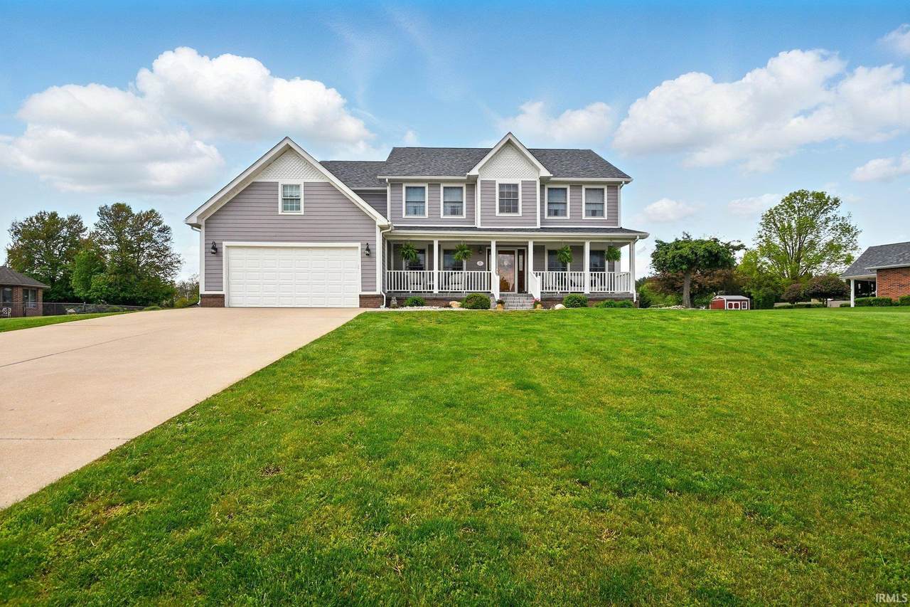 203 Lakeside Drive - Photo 1