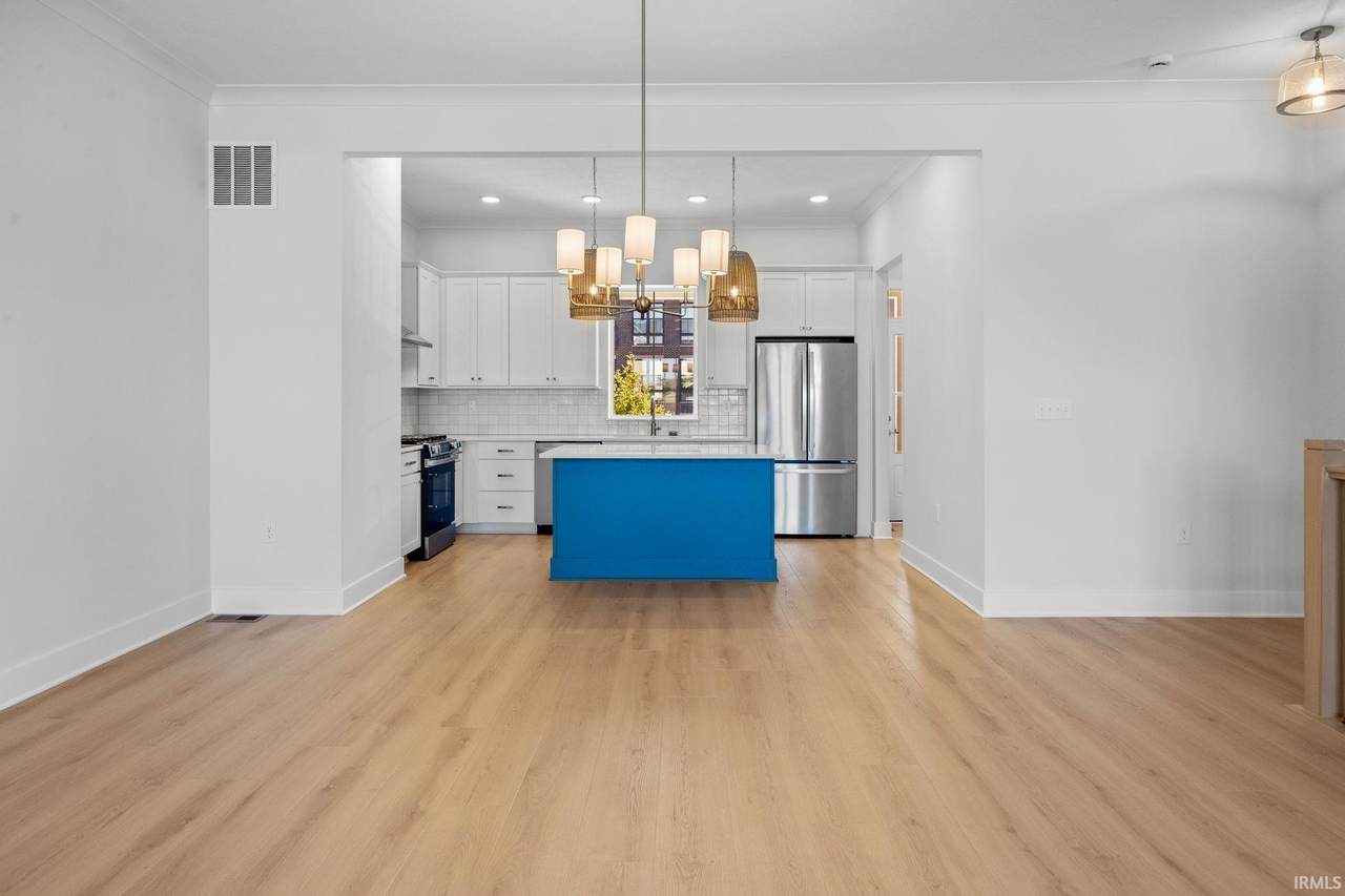 107 Parkerwood Lane - Photo 1