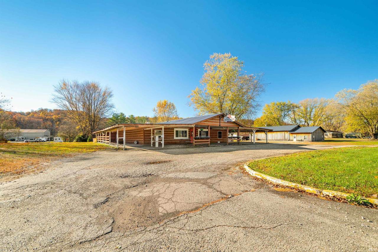 4883 State Road 46 - Photo 1