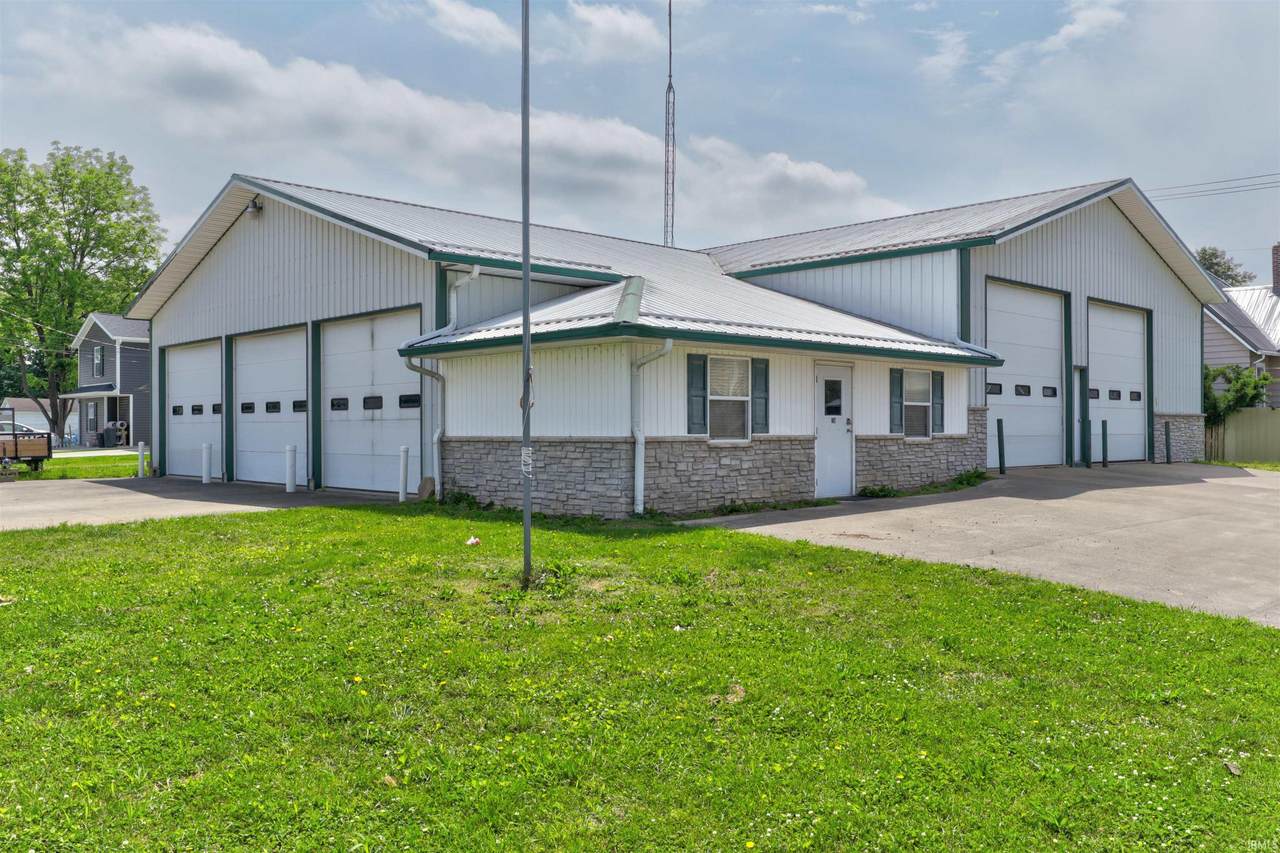 206 & 208 Meridian Street - Photo 1