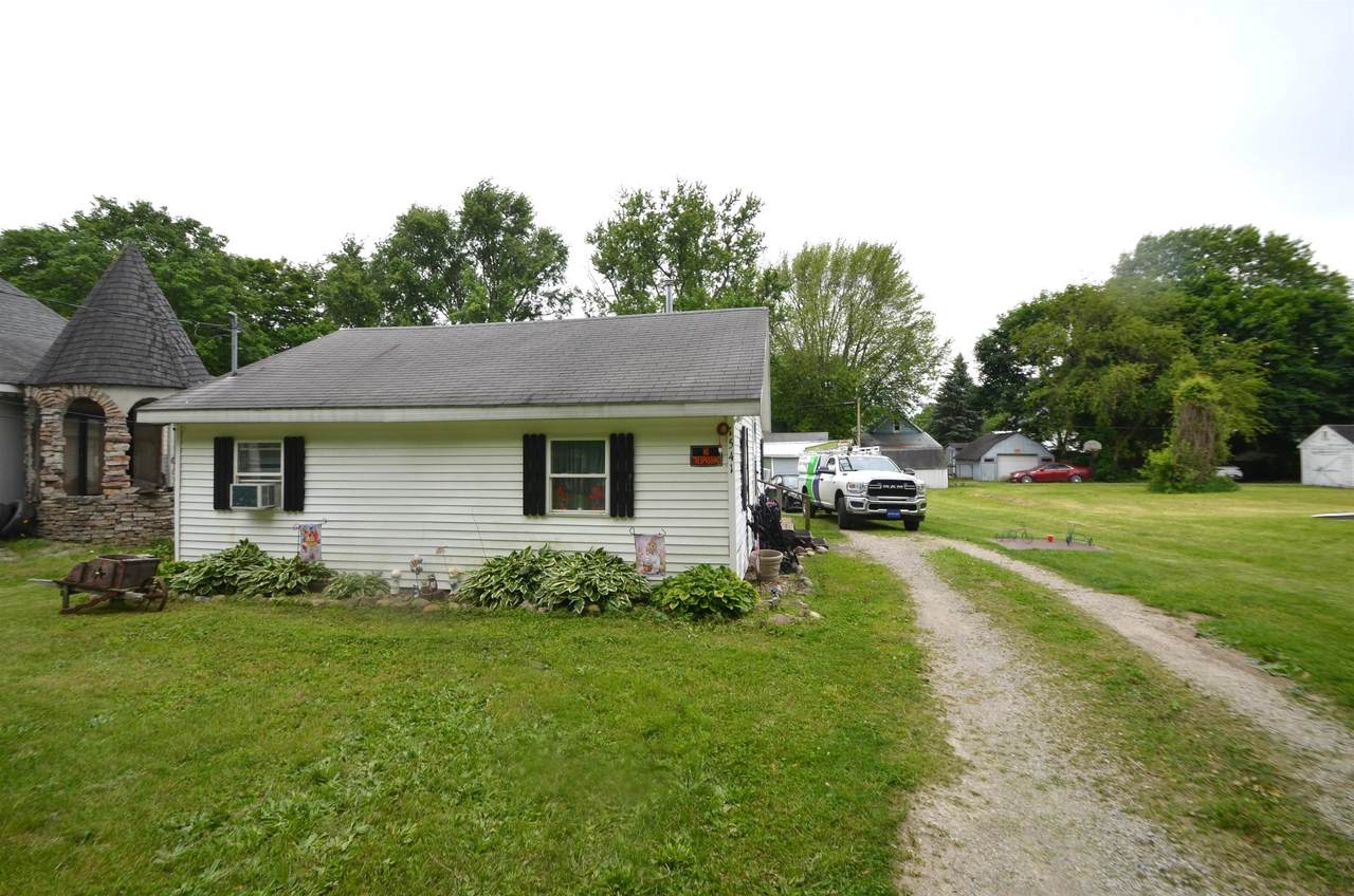 1541 Garfield Street - Photo 1