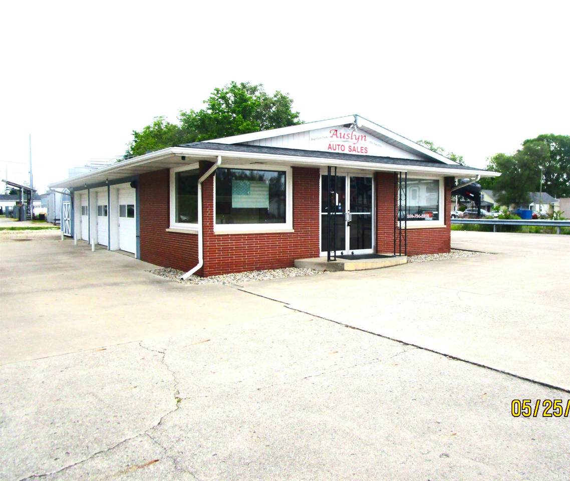 722 Monroe Street - Photo 1