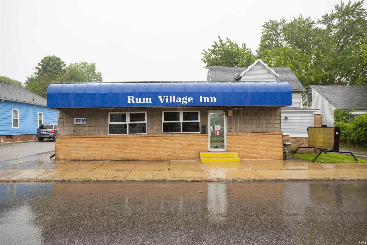 2209 Kemble Avenue - Photo 1