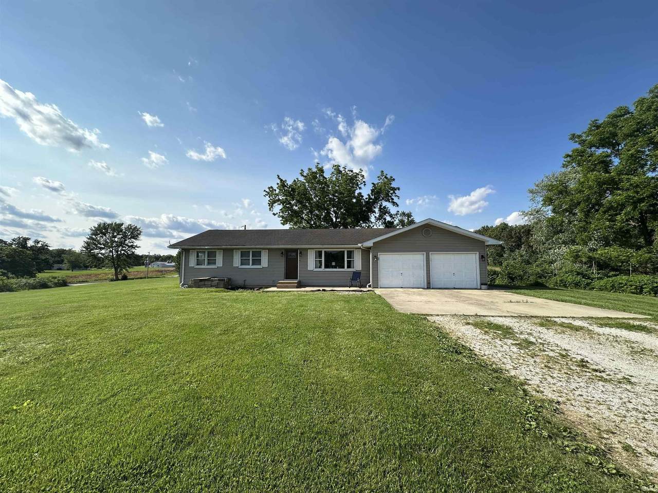 12524 545 N - Photo 1