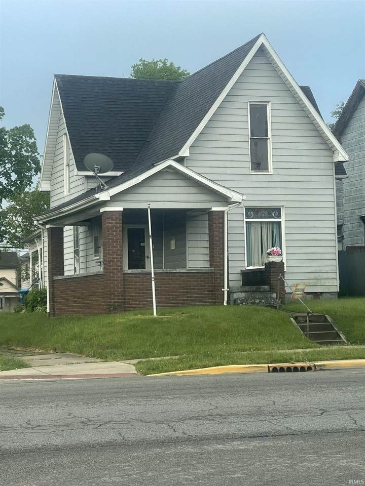 1631 Broadway Street - Photo 1
