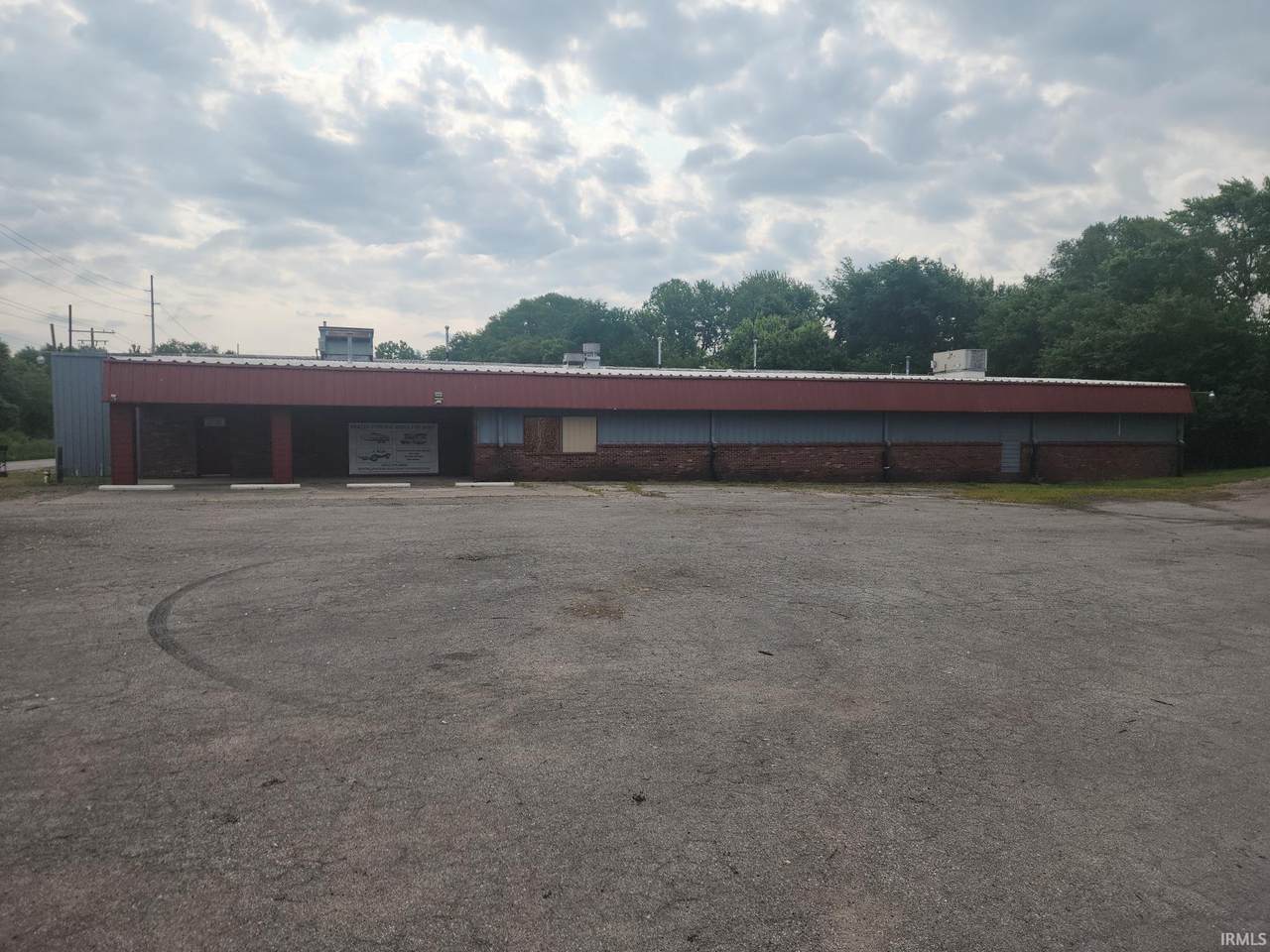 2100 Royal Center Pike - Photo 1
