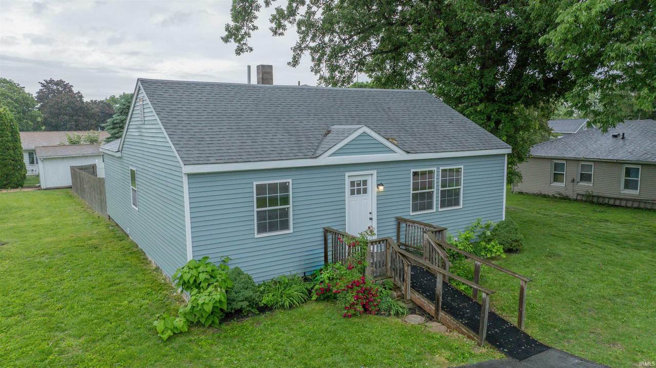 1109 6th Street - Photo 1