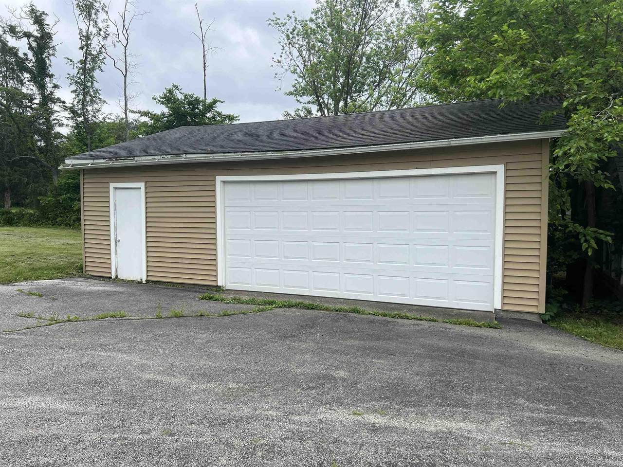 3536 Pyramid Court - Photo 1