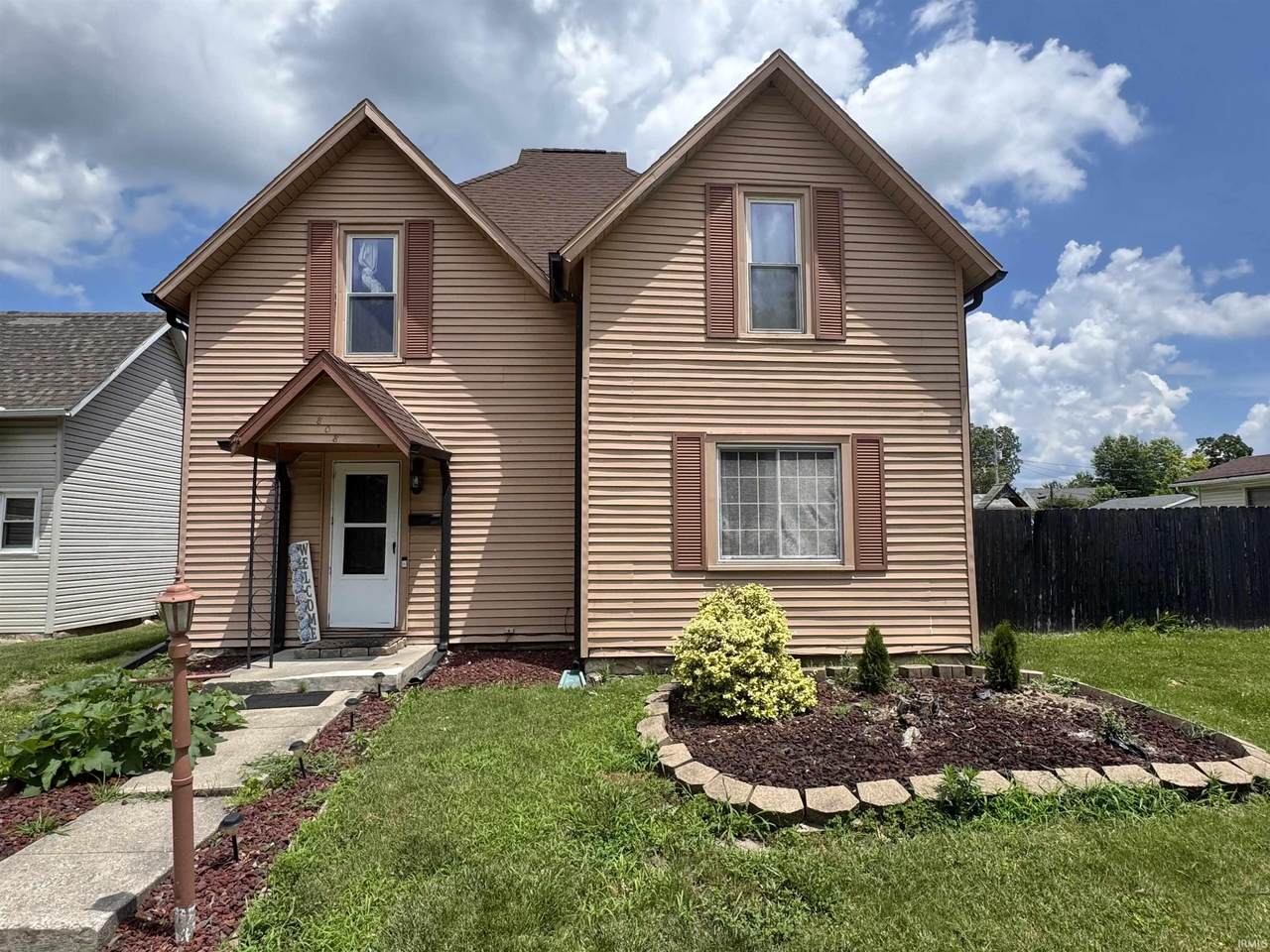 808 19Th Street - Photo 1