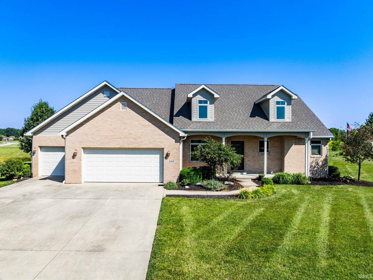 5212 Shoreline Terrace - Photo 1