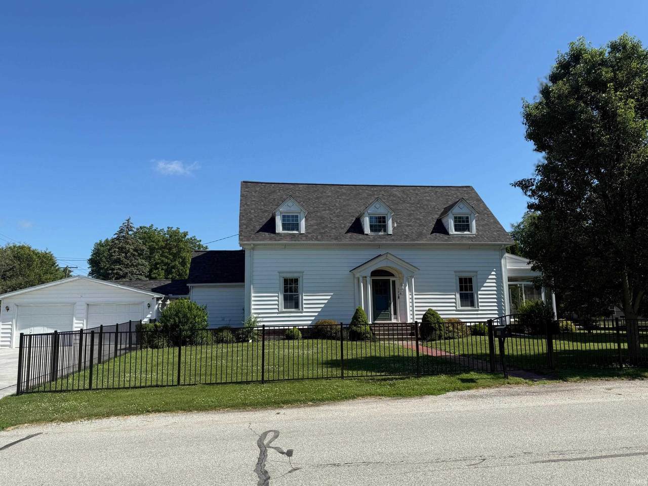 122 Yellow Street - Photo 1