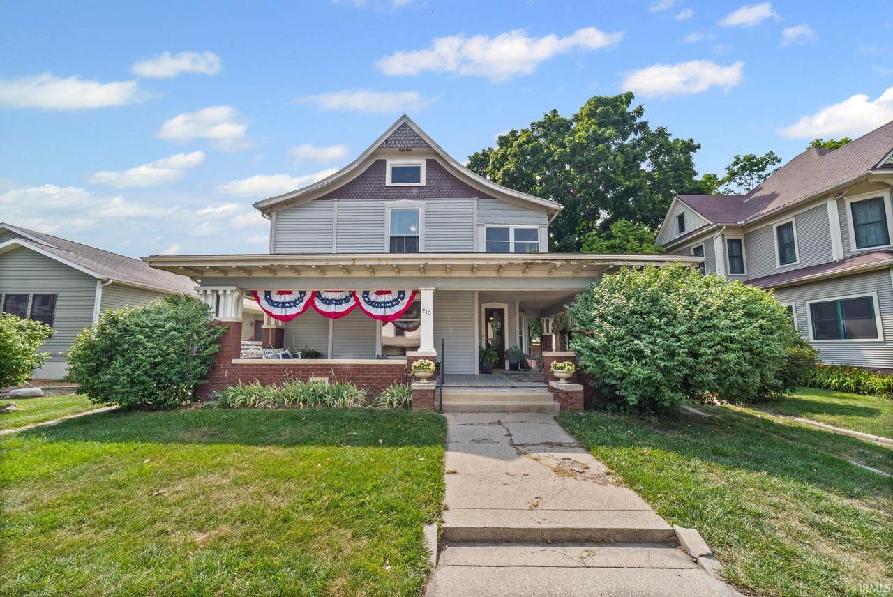 210 Bluff Street - Photo 1