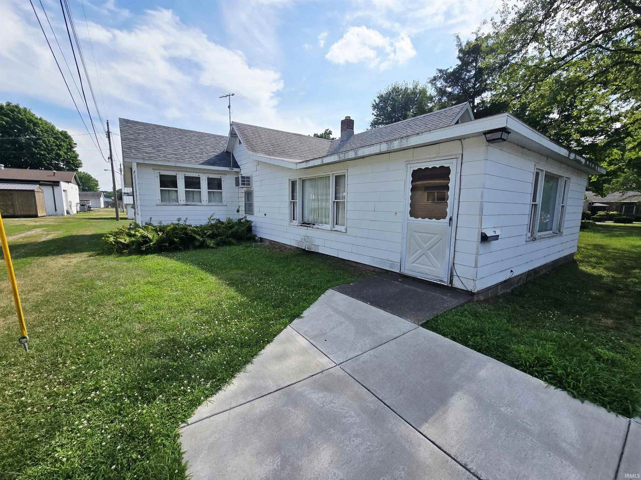 106 6th Street - Photo 1