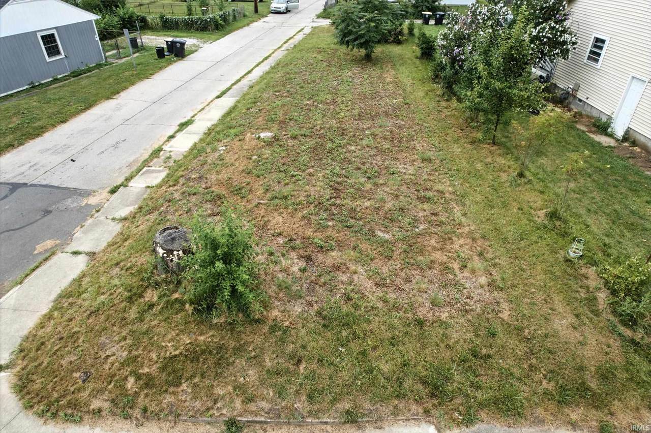 1701 Bayer Avenue - Photo 1